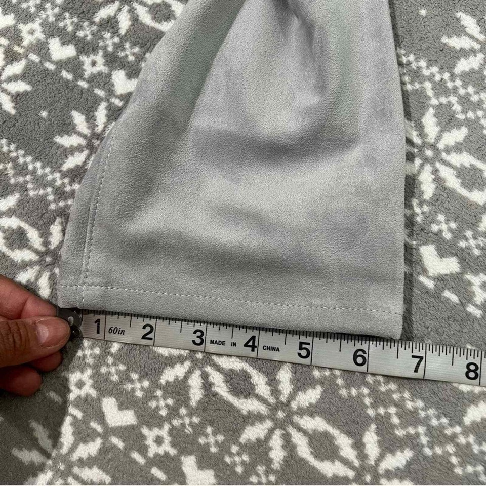 New Chico’s FauxSuede Knit Pants In Light Gray Size 12 Chico’s Size 2
