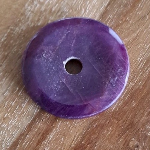 Rubin Donut Anhänger Mineralien Heilstein - Bild 2 von 9