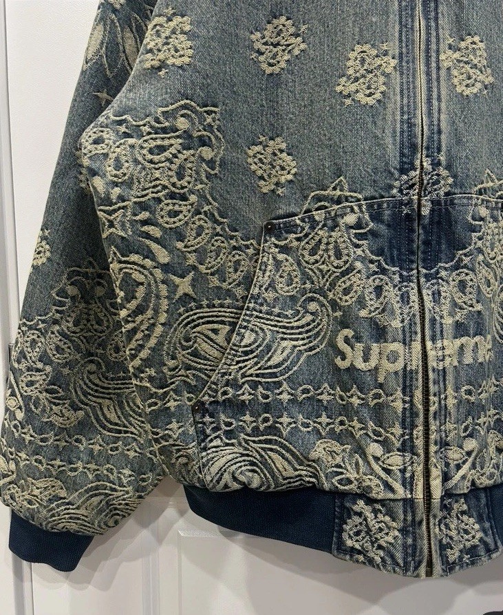 Supreme SS25 Bandana Jaquard Denim Hooded Work Jacket Size Large NWT image 5