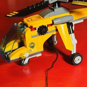 LEGO CITY: Jungle Cargo Helicopter (60158) With Minifigures And Instructions.