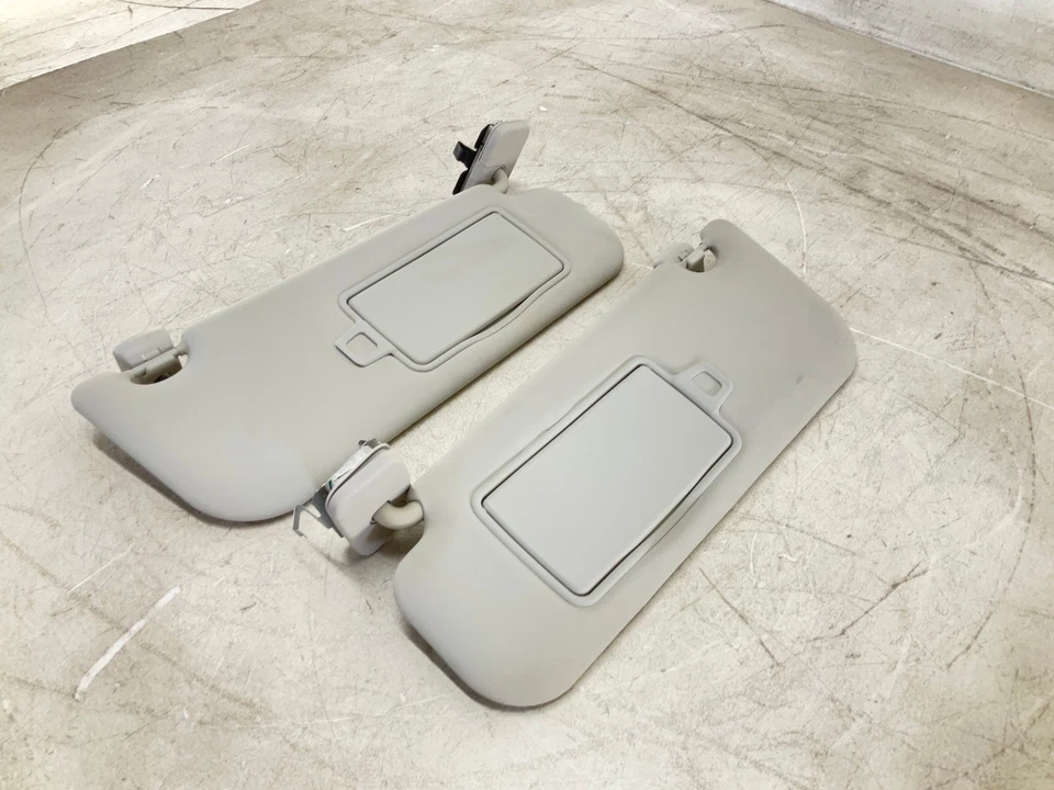 Parasol delantero izquierdo conductor y pasajero derecho Jaguar XE 17-19 OEM Foto 2 de 4