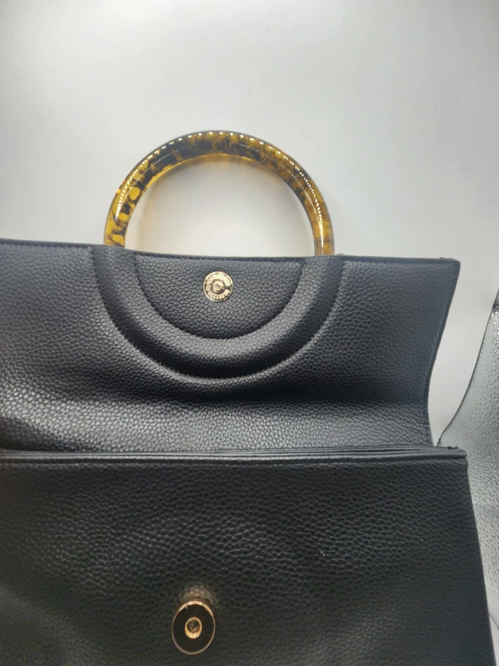 Bolso sin asas BP Nordstrom negro imitación cuero anillo tortuga asa leopardo... Foto 3 de 4