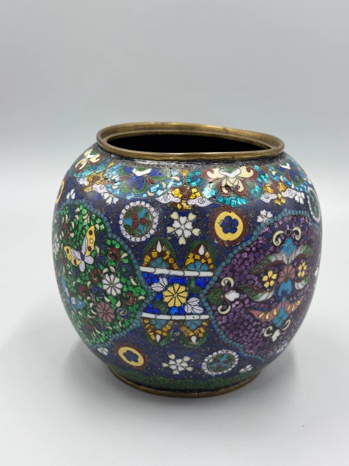 Antigua maceta cloisonné china de principios del siglo XX flores mariposas 5"" Foto 3 de 4