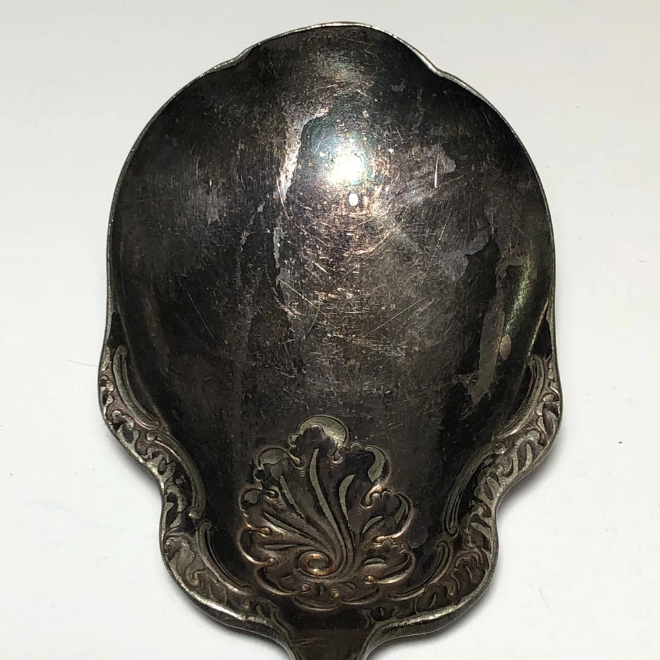 Cuchara de bayas monografiada de plata esterlina Gorham vintage estilo festoneado 1901 Foto 2 de 4