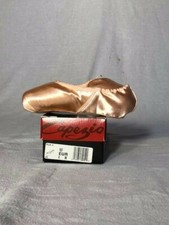 New Capezio Plie 2 Pointe Shoes in Various Sizes