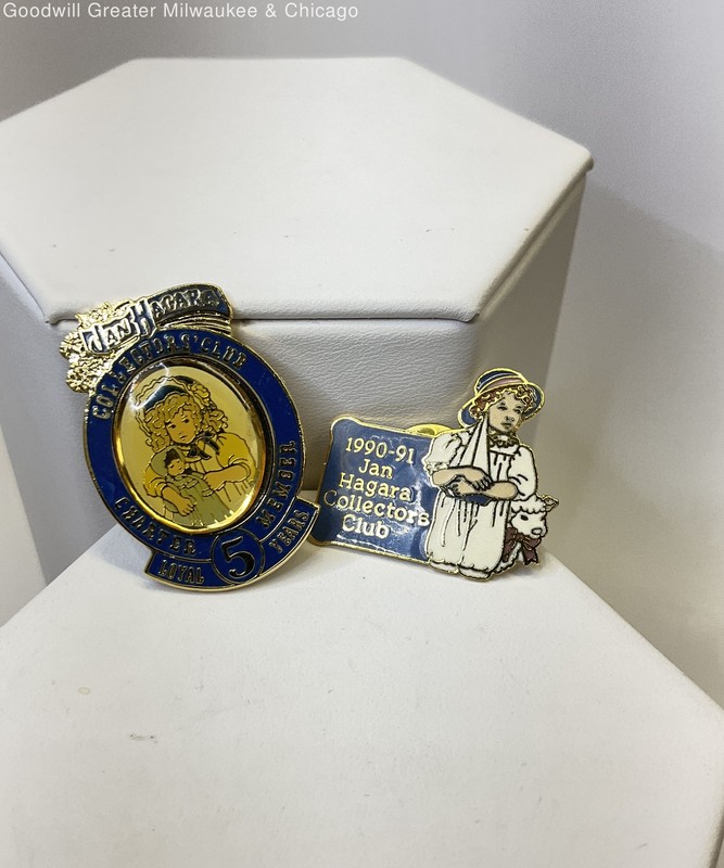 Vintage Jen Hagara Collectors Club Pins 13.1g