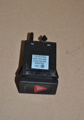 Original VW Passat 3BG 3B0953235E Schalter Warnblinklicht Warnblinker