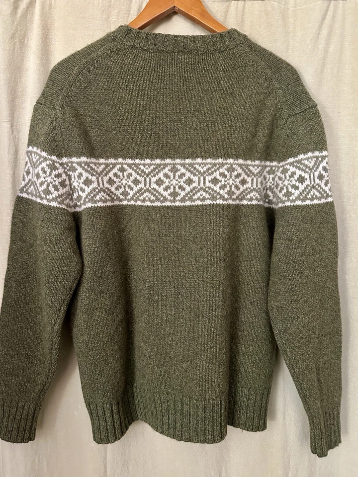 VTG Marconi SzXL 100% Lambswool Green White Fair Isle Snowflake Sweater - Image 2 of 4