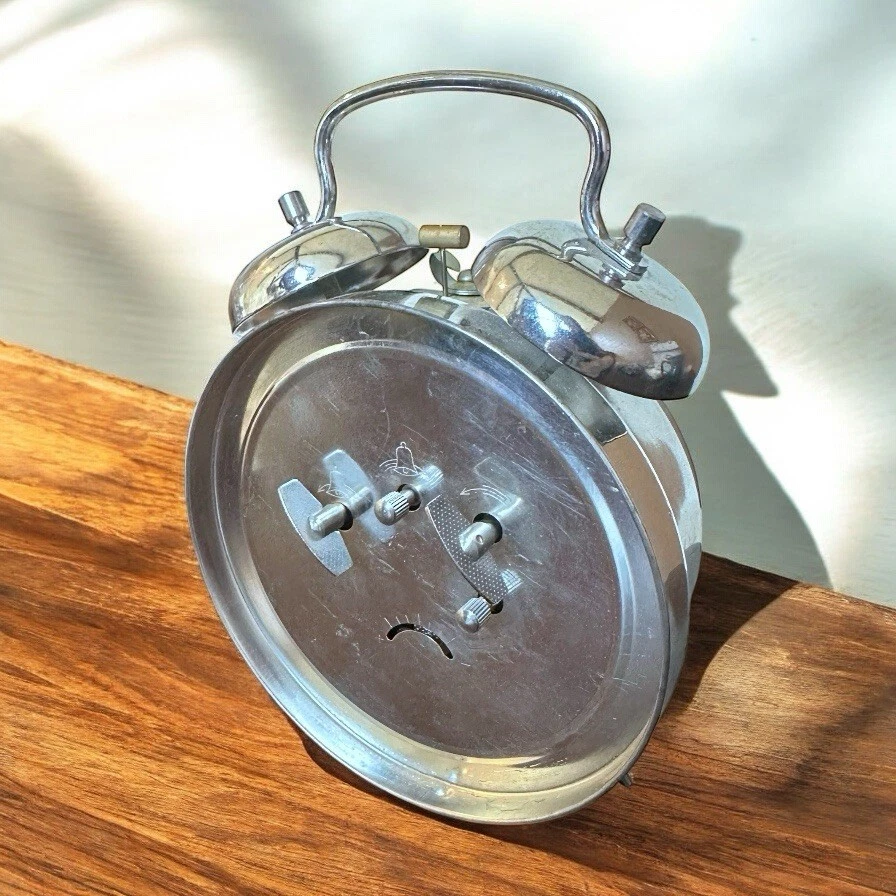 RARE VTG Retro Twin Alarm Clock Kellogg's Cheerios Lucky Charms Breakfast Works - Image 4 of 4