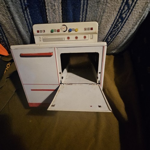 VTG Metal 1950s - Play Kitchen Wolverine  Mfg Stove range oven  - Picture 2 of 5