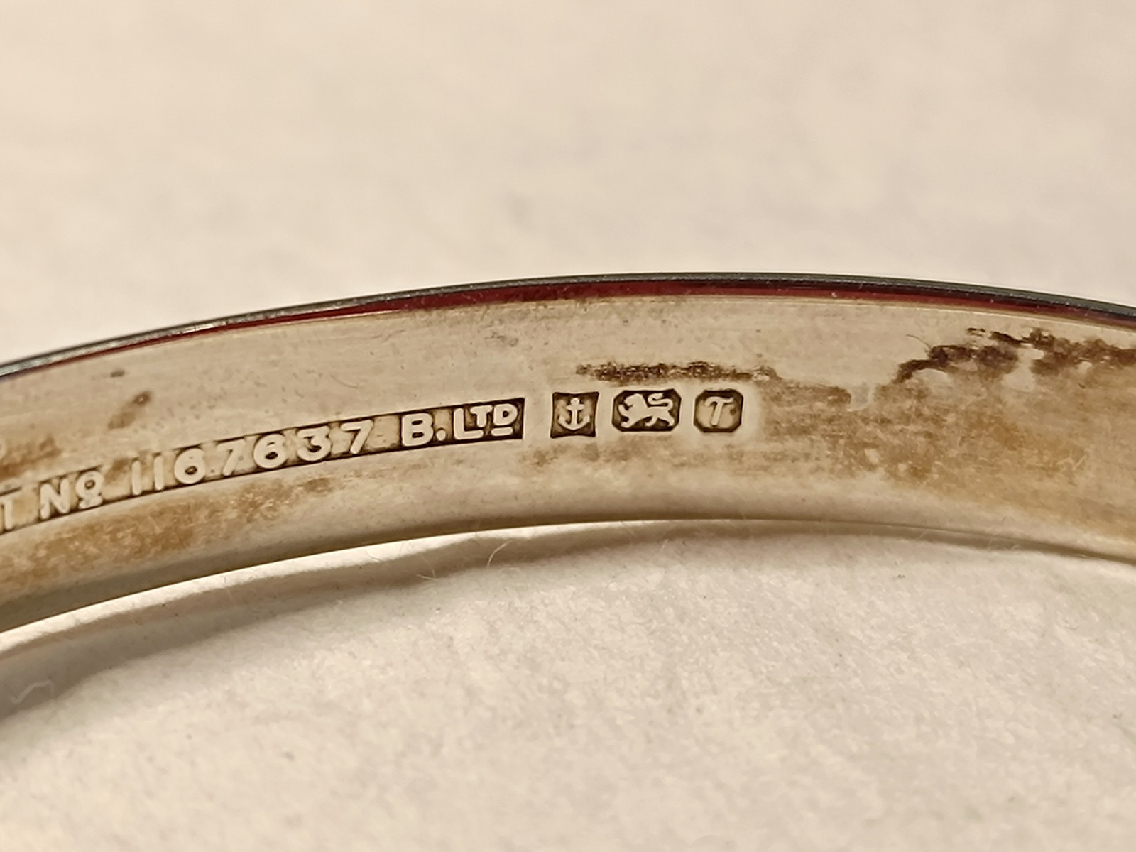 Sterling Silver Ladies Solid Bangle Hallmarked Ov… - image 3