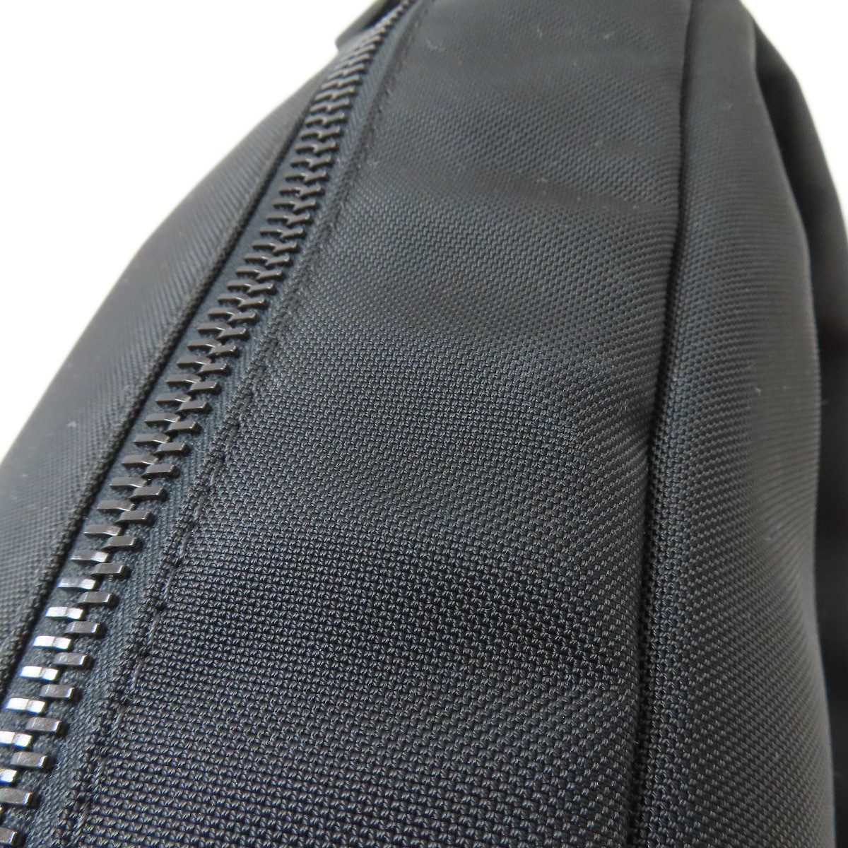 MONCLER  logo body bag Nylon  Ladies [Used] thumbnail 11