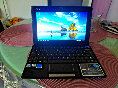 Asus Eee Pc  1015PEM  Netbook
