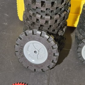 Lot of 35 K'nex Wheels Tire Gray Rims - Knex Parts, Gears, Rubber Bands w/ Case