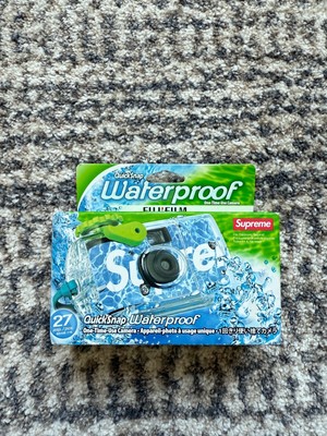 BNWT Fujufilm Supreme Quicksnap Waterproof Camera One Time Use 800 ISO Film