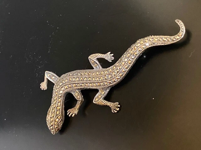 LARGE SOLID WROUGHT 925 STERLING SILVER & MARCASITES LIZARD BROOCH
