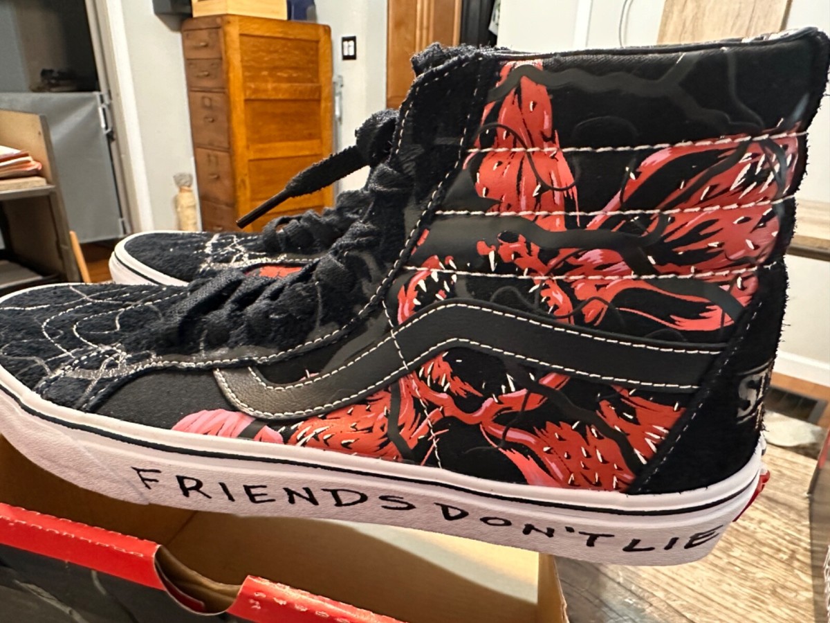 VANS Men 11.5 / Women 13.0 ~ STRANGER THINGS ~ Friends Don't Lie