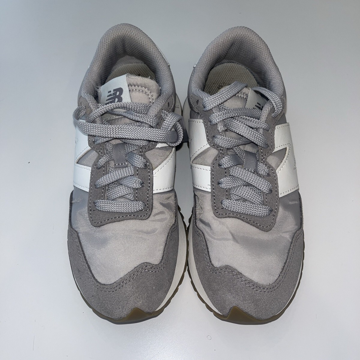 New Balance Sneakers Women 