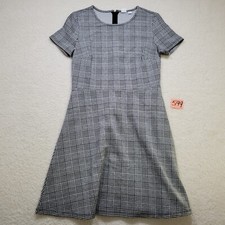 GAP Gray And Black Plaid Short Sleeve Fit And Flare Dress Size 6 Pre-owned