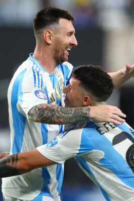 Lionel Messi Argentina National Football Team Semi Final Goal - POSTER 20''x30''