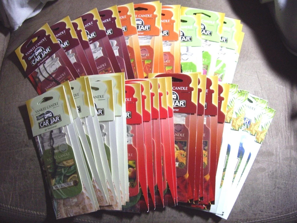 YANKEE CANDLE SINGLE CAR JARS....VARIETY OF SCENTS....YOU CHOOSE