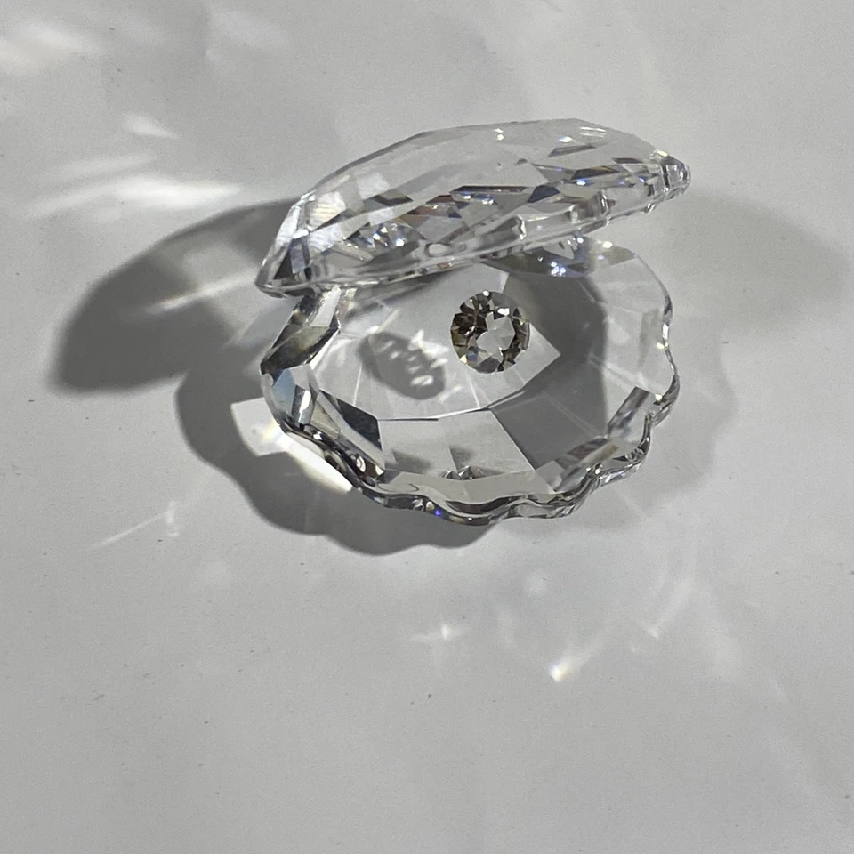 Swarovski Crystal Oyster Shell Crystal Gem Pearl Swan Mark 1” Retired - Image 4 of 4