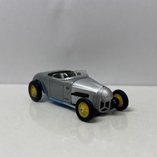 1932 32 Ford Roadster Foose P32 Collectible 164 Scale Diecast Diorama Model 1932 32 Ford Roadster Foose P32 Collectible 164 Scale Diecast Diorama Model