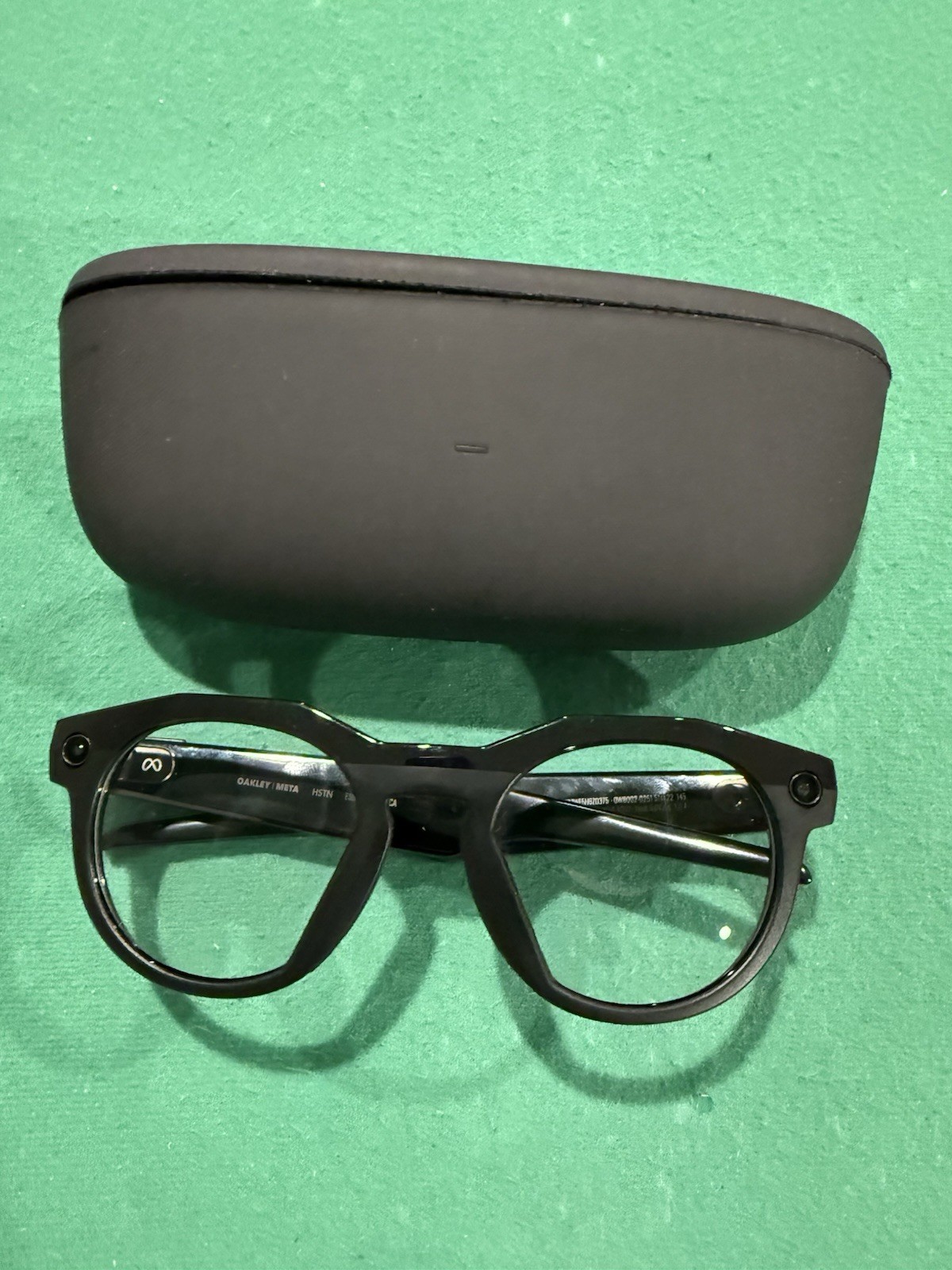 Oakley Meta HSTN AI Smart Glasses Black/Clear OW8002 – New Other – Case Only