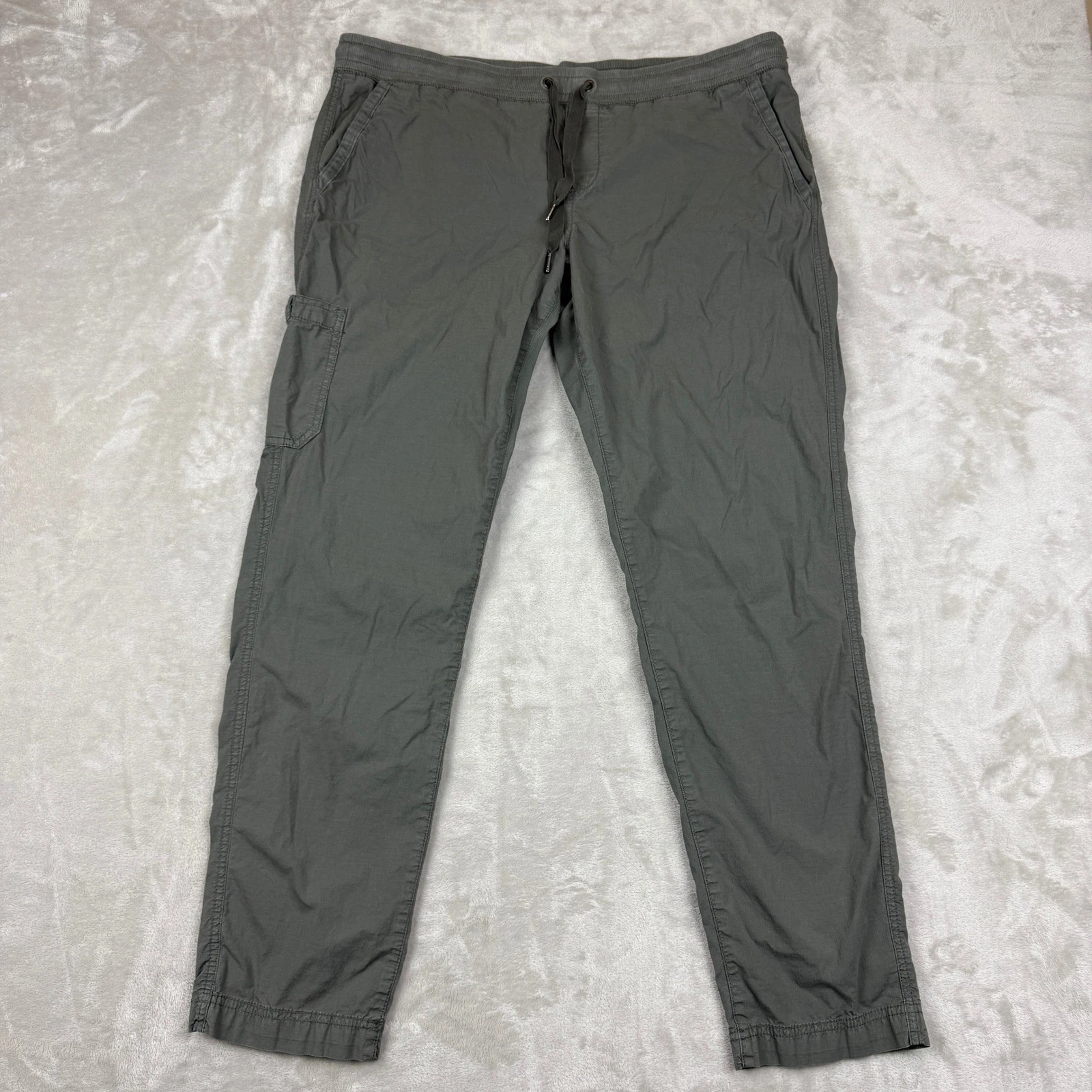 LL Bean Cargo Pants Ripstop Men Med W 39"-42" Light Hiking Outdoor Olive Green