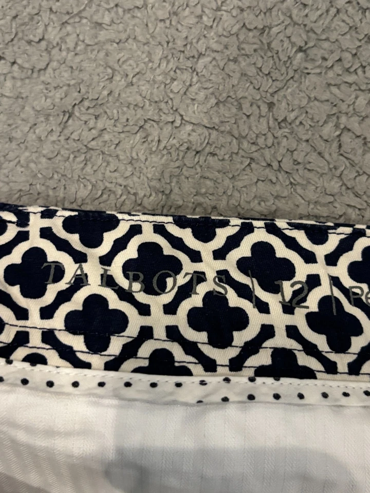 Pantalones Cortos Talbots Perfect Mujer 12 Azul Blanco Geométrico 10” Entrepierna Informal Foto 3 de 4