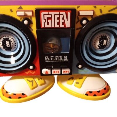 FGTeeV Mr. Beats Radio Boom Box Set Exclusive Mini Figure Yellow