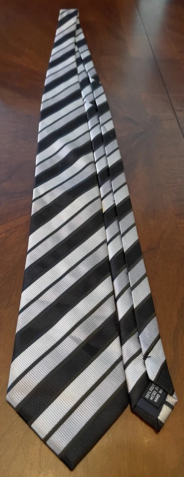 Valentino Ricci Milano Negro Gris Hecho a Mano 100% Poliéster Hecho en China Foto 3 de 4