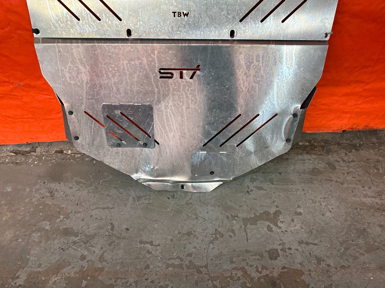 1520 SUBARU WRX STI TBW ENGINE SPLASH SHIELD SKID PLATE UNDER