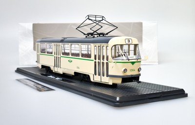 Tatra T4 Straßenbahn Magdeburg - Premium ClassiXXs 1:43