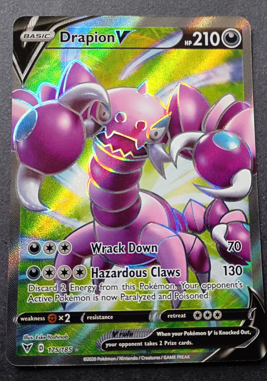 Pokemon - Drapion V 175/185 - SWSH Vivid Voltage - Full Art Textured - NM