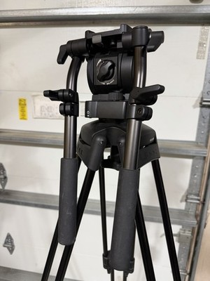 Libec RH45D Fluid Head with RT40RB Tripod Legs and SP-2B Spreader  A+ Condition 