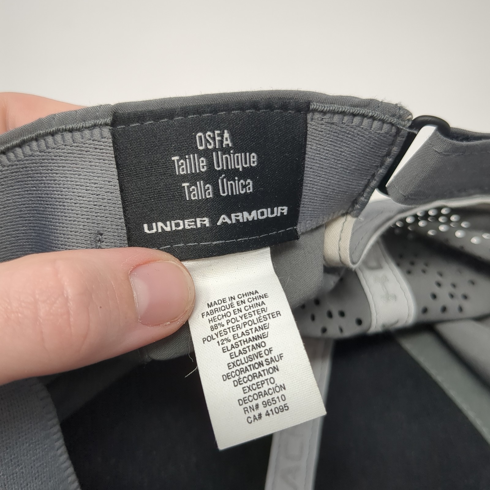 Under Armour Strapback Baseball Cap Gray One Size… - image 9