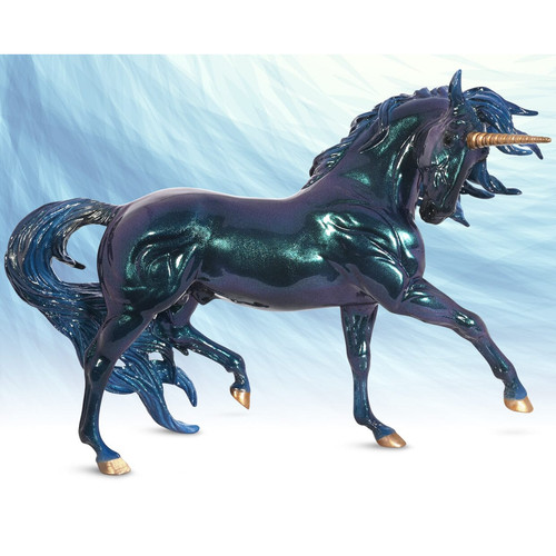 Breyer 1:9 Traditional Horse, Neptune | Unicorn Stallion B-TR-10013