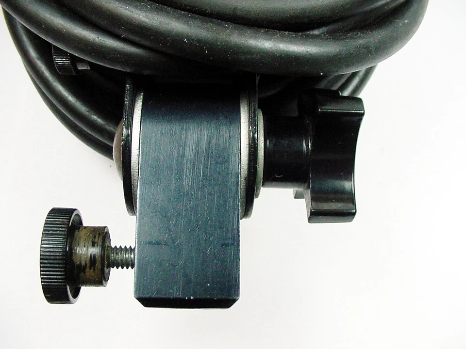 Cabezal de flash Dyna-lite 1835-01 (refrigerado por ventilador, 2000w/s) | Para D804 II | Probado | $39 Foto 3 de 3