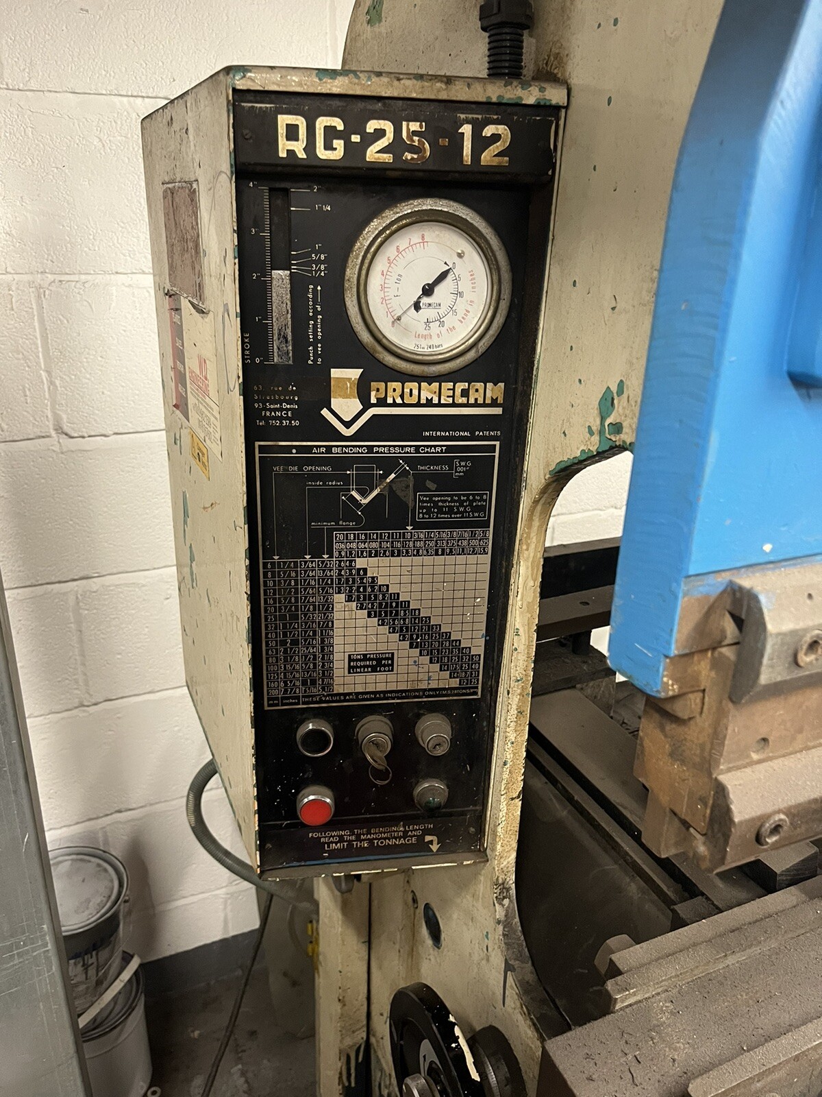 Promecam RG2512 press brake. Automatic Backstop, Plus Some Tooling. eBay