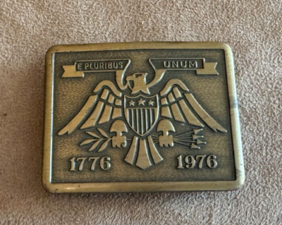 Belt Buckle Vintage United States of America 1776-1976  display picture 3