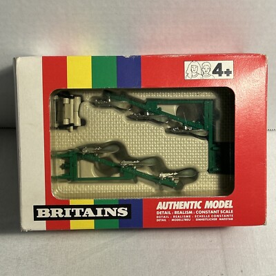Britains Plough Set Front And Rear Mounted  9549 1:32 NIB
