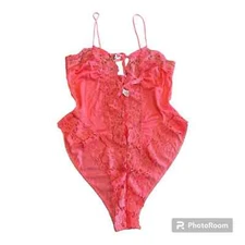 Vintage Alana Gale Teddy Coral Lacy Size Large