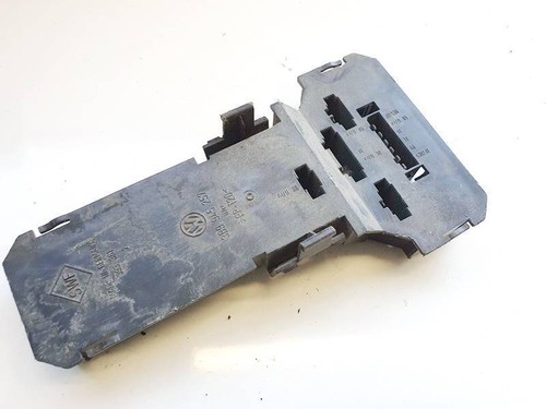 Volkswagen Passat 1998 Tailight Bulb Holder (Lamp Carrier) 3b99452 #1933400-44