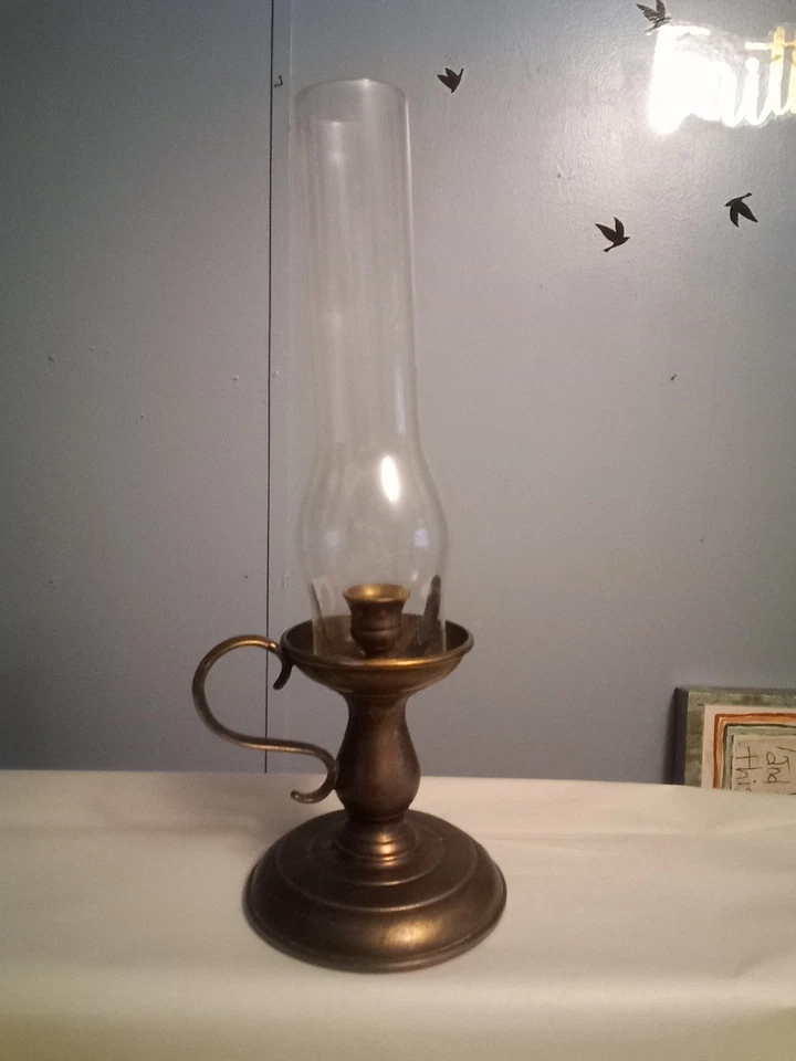 Castiçal vintage com sombra - Imagem 3 de 3