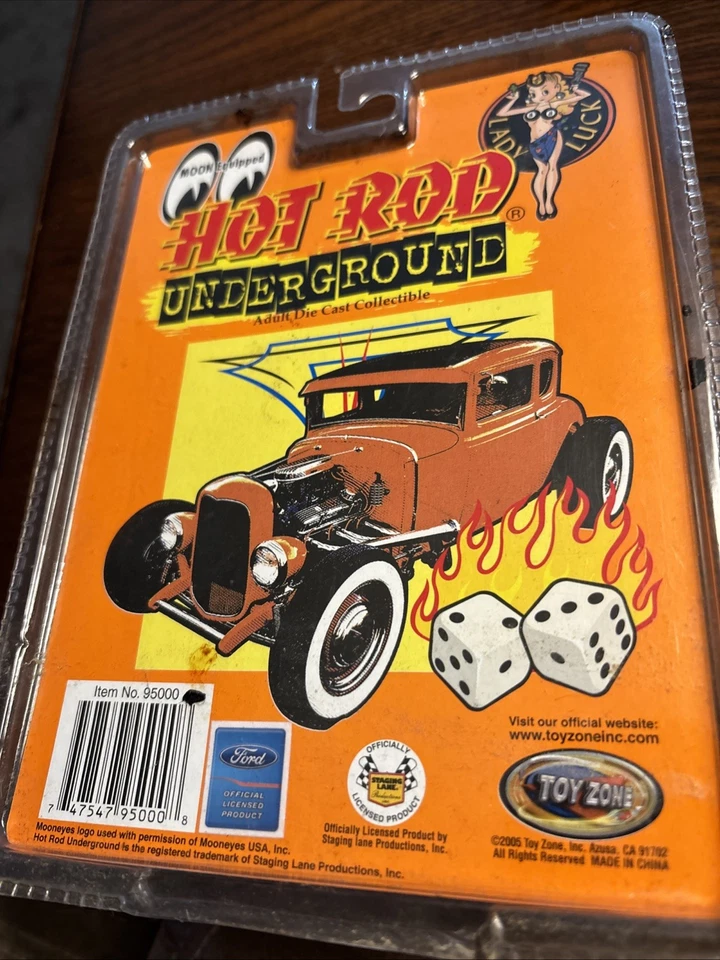 Toy Zone Inc Hot Rod Underground 1940 Ford cupé rojo con techo rígido negro nuevo Foto 2 de 3