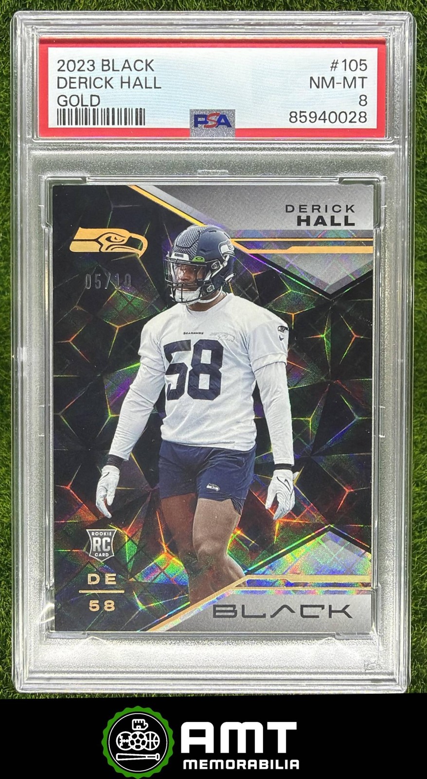 Derick Hall Panini Black #105 Gold