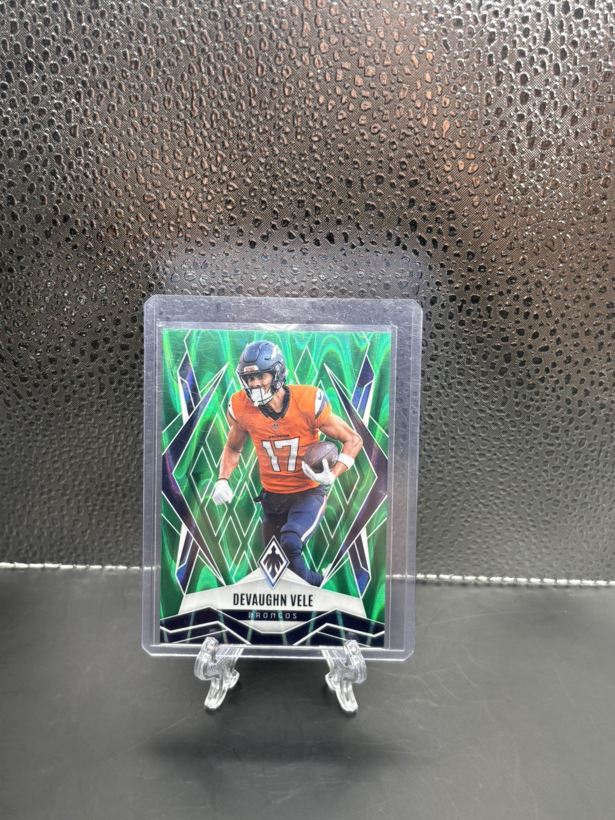 2025 Panini Phoenix - Devaughn Vele #14 Green Seismic /25