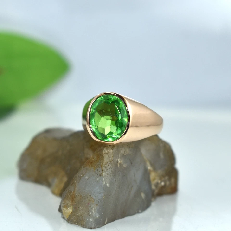 Atractivo anillo de sello de cobre peridoto hecho a mano diseño clásico siempre en demanda Foto 4 de 4
