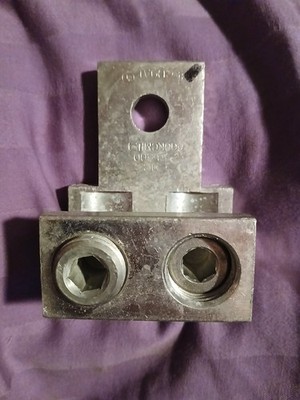 CMC 2AB-600 600MCM-2 CU9AL Double Wire Lug Terminal Lug 3/8'' HEX & 1/2'' Hole